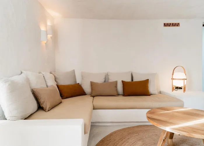 Aguamadera Farm stay Santa Eularia des Riu